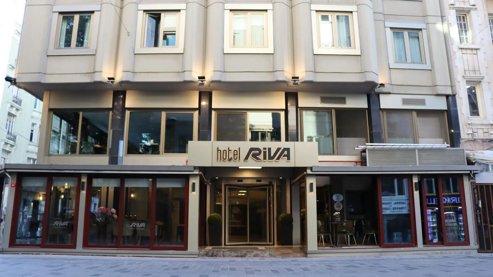 Riva Hotel Taksim Istanbul 4*,